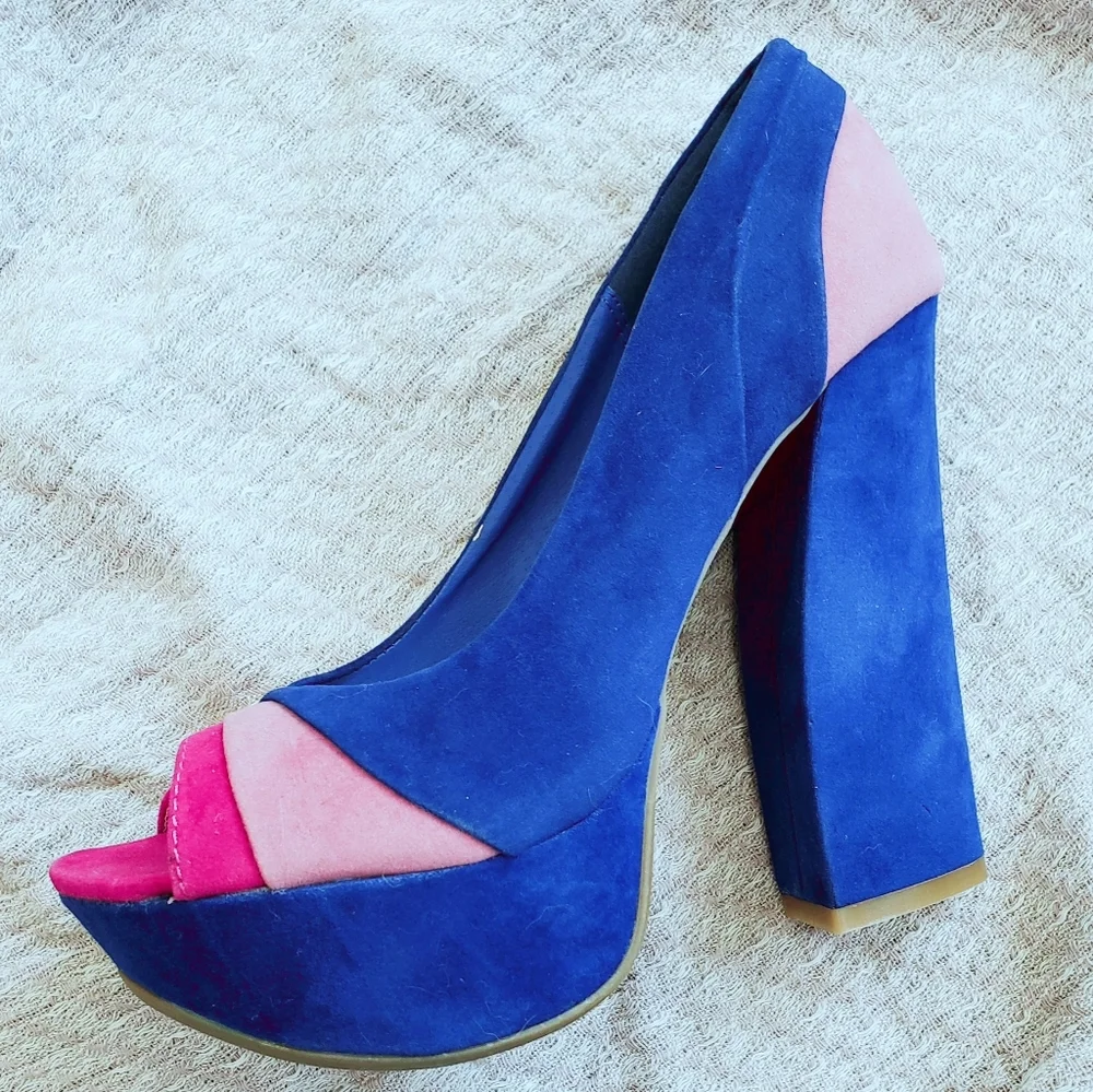 NWT! Bamboo Platform Heel